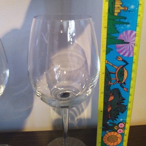 Bormioli Rocco Wine Glasses - Picture 3 of 8